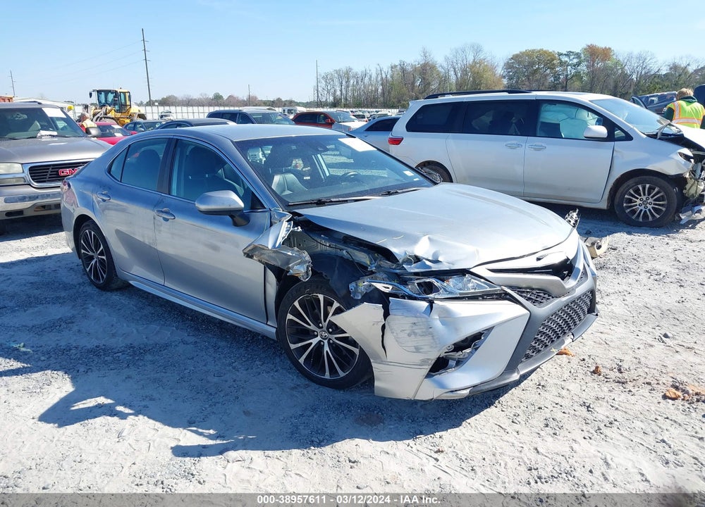 2020 TOYOTA CAMRY SE VIN: 4T1G11AK5LU360617