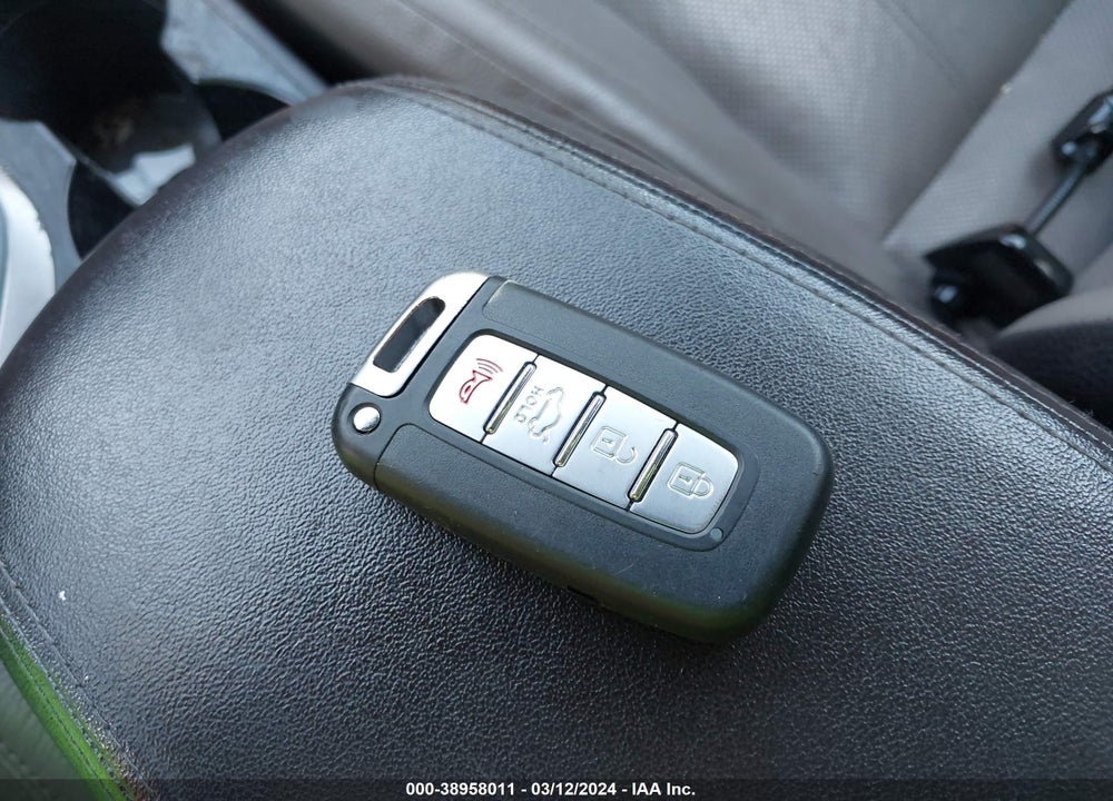 2013 HYUNDAI TUCSON LIMITED VIN: KM8JU3AC0DU694511