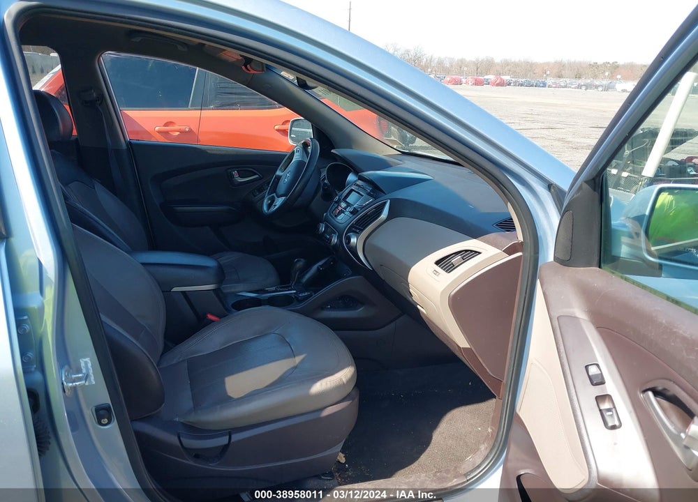 2013 HYUNDAI TUCSON LIMITED VIN: KM8JU3AC0DU694511