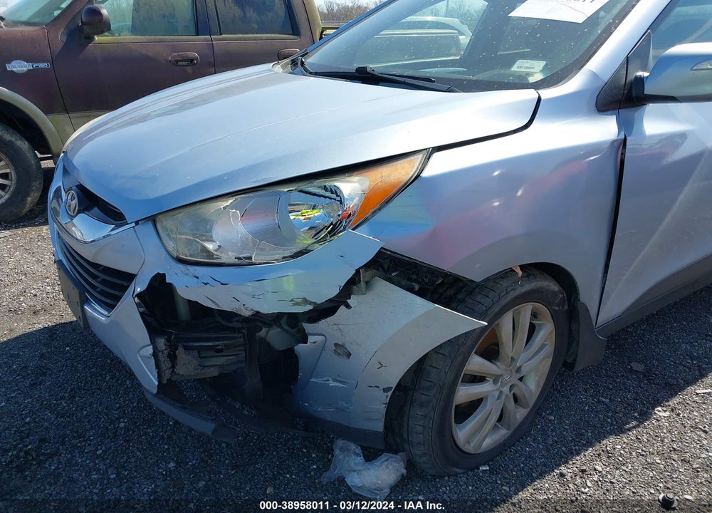 2013 HYUNDAI TUCSON LIMITED VIN: KM8JU3AC0DU694511