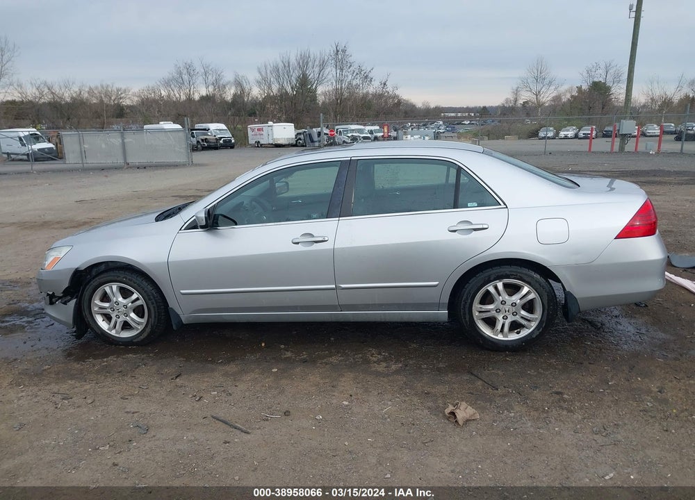 2007 HONDA ACCORD VIN: 1HGCM56727A141712