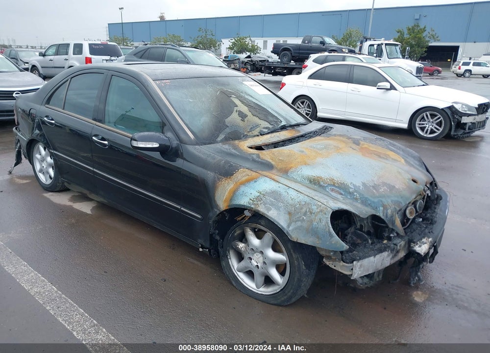 2001 MERCEDES-BENZ C 240 VIN: WDBRF61J81F080936