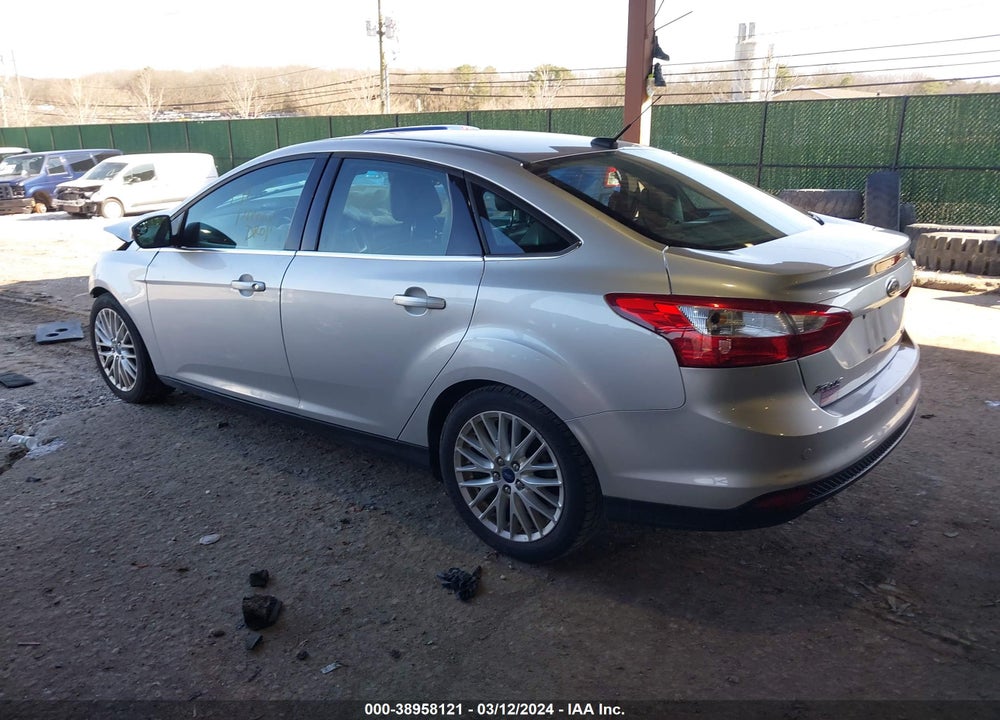 2012 FORD FOCUS SEL VIN: 1FAHP3H28CL334128