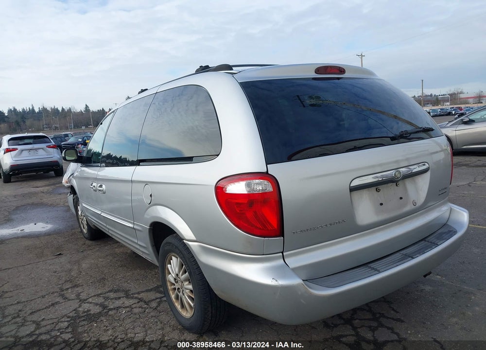2004 CHRYSLER TOWN & COUNTRY VIN: 2C8GT54L74R526126