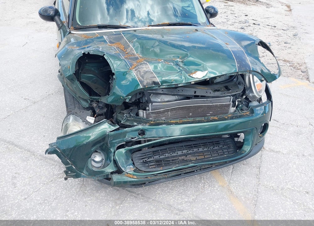 2013 MINI HARDTOP COOPER VIN: WMWSU3C53DT375632
