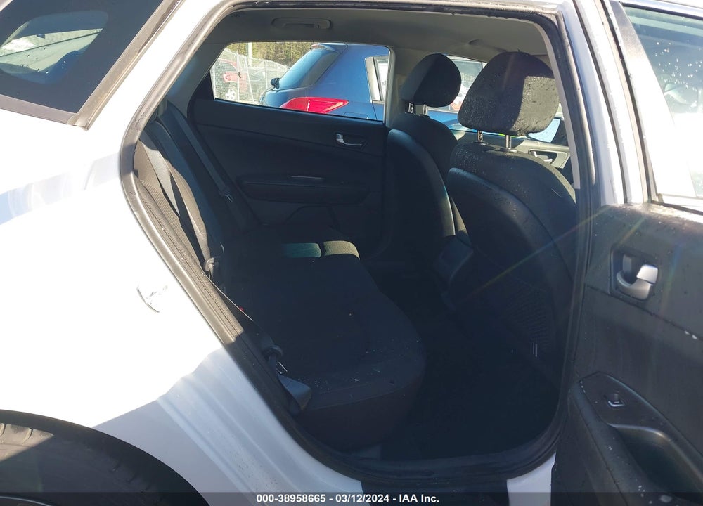 2019 KIA OPTIMA LX VIN: 5XXGT4L31KG339967