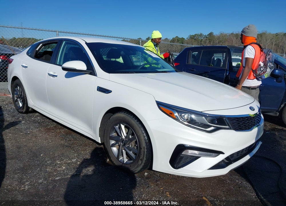 2019 KIA OPTIMA LX VIN: 5XXGT4L31KG339967