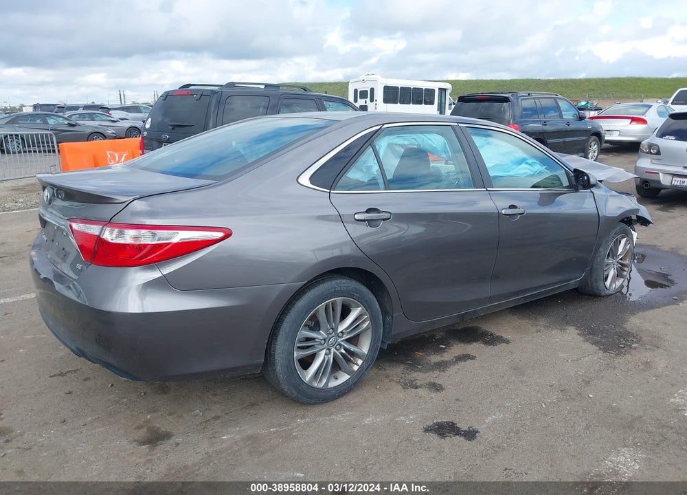 2017 TOYOTA CAMRY SE VIN: 4T1BF1FK2HU436466