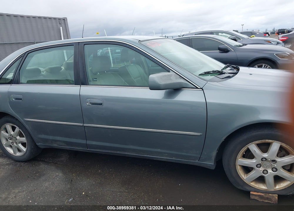 2001 TOYOTA AVALON XLS W/BUCKET SEATS VIN: 4T1BF28B51U148949