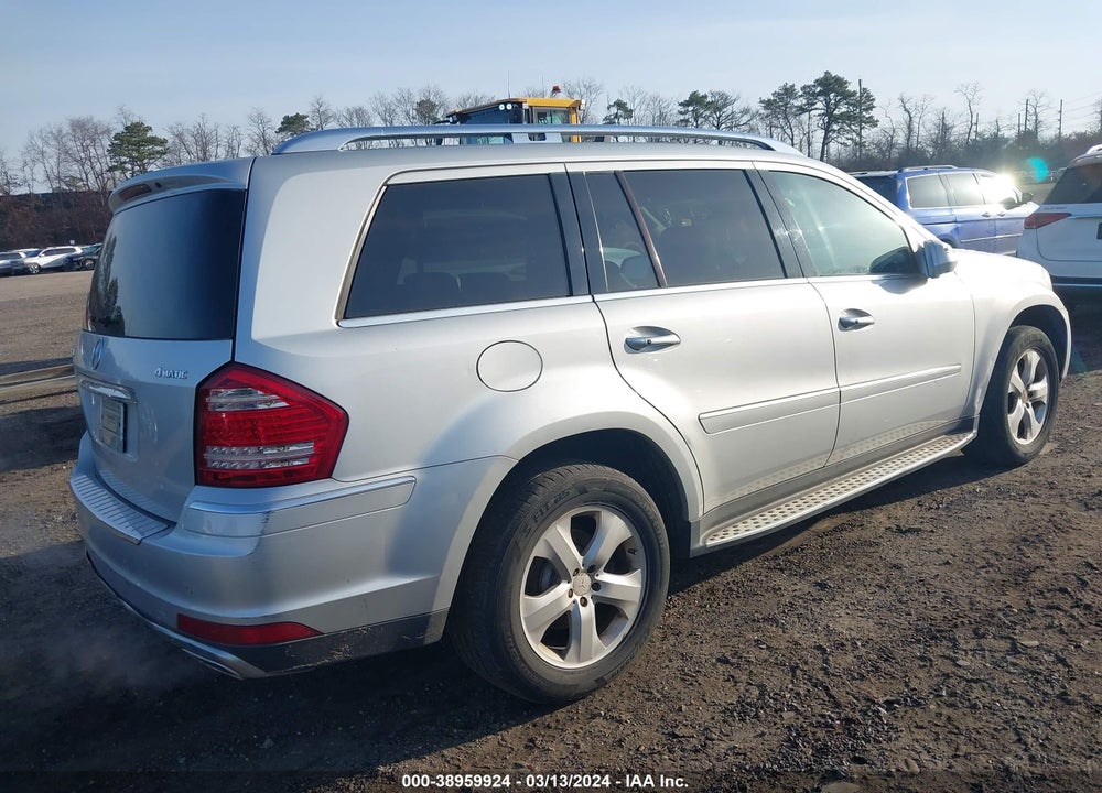 2010 MERCEDES-BENZ GL 450 4MATIC VIN: 4JGBF7BE8AA553902