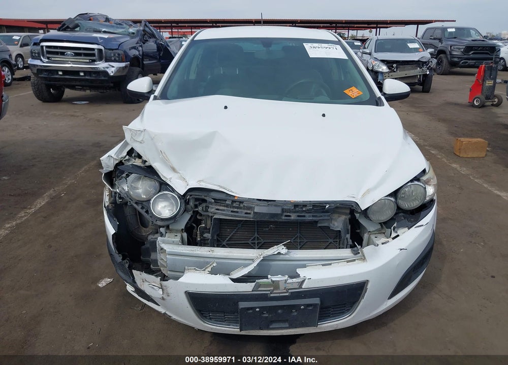 2015 CHEVROLET SONIC LS AUTO VIN: 1G1JA6SH5F4150400