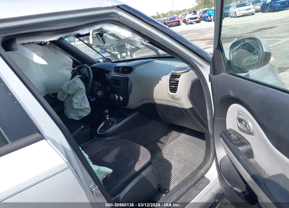 2015 KIA SOUL VIN: KNDJN2A20F7783502