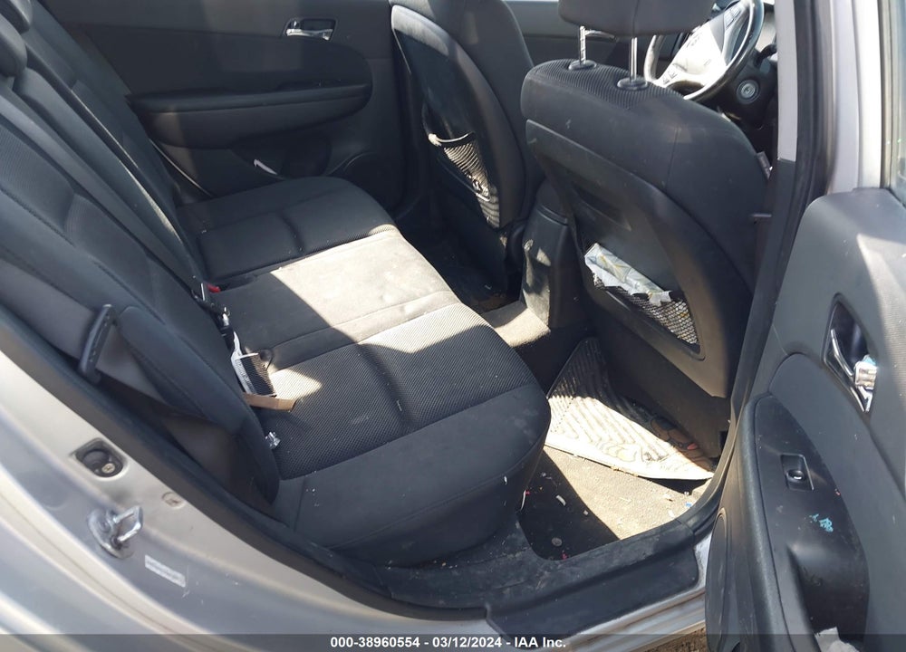 2009 HYUNDAI ELANTRA TOURING VIN: KMHDC86E79U041687