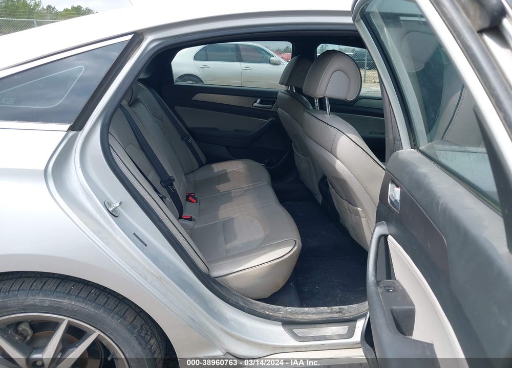 2015 HYUNDAI SONATA SPORT 2.0T VIN: 5NPE34AB5FH229452