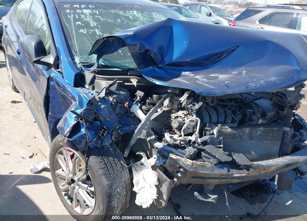 2015 HYUNDAI ELANTRA VIN: 5NPDH4AE8FH641307