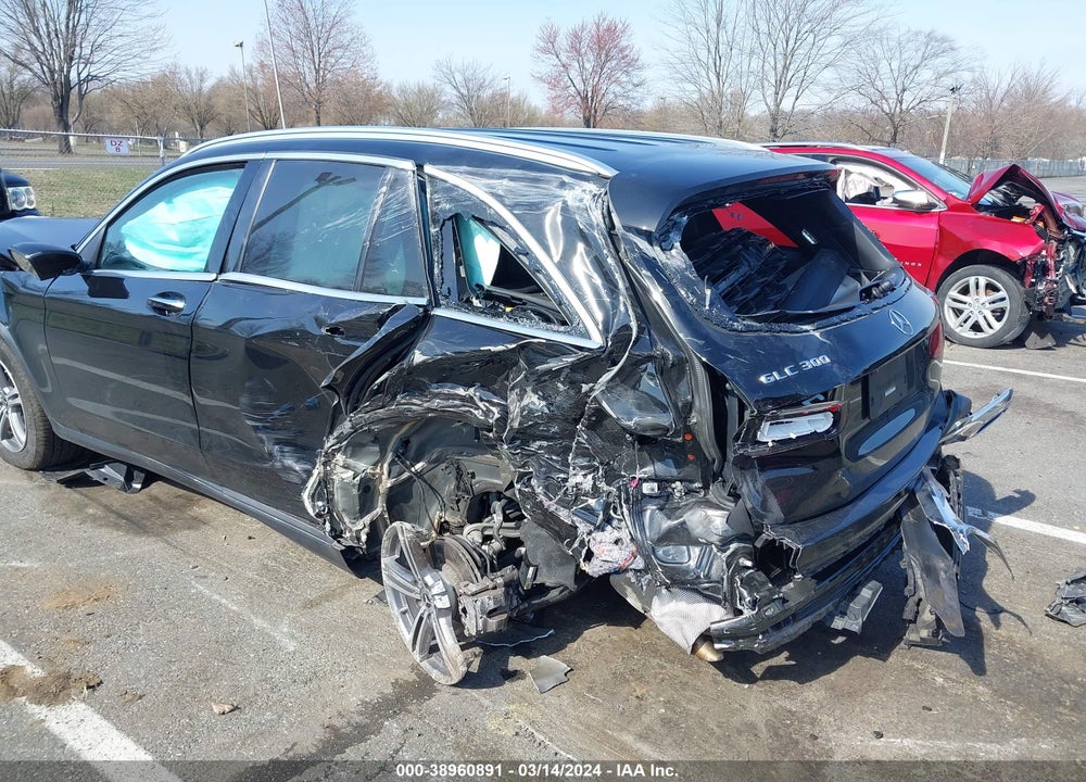 2022 MERCEDES-BENZ GLC 300 4MATIC SUV VIN: W1N0G8EB7NG062071