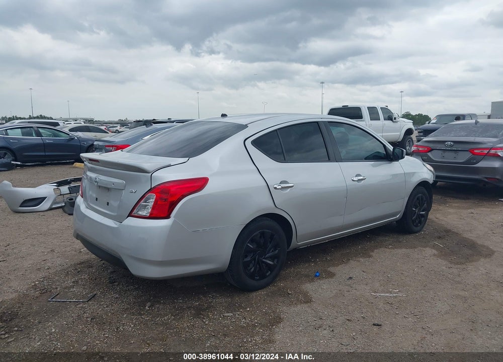 2019 NISSAN VERSA 1.6 SV VIN: 3N1CN7AP8KL845738