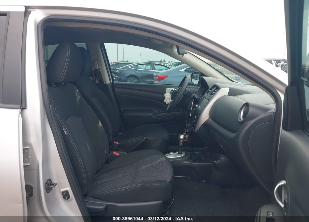 2019 NISSAN VERSA 1.6 SV VIN: 3N1CN7AP8KL845738