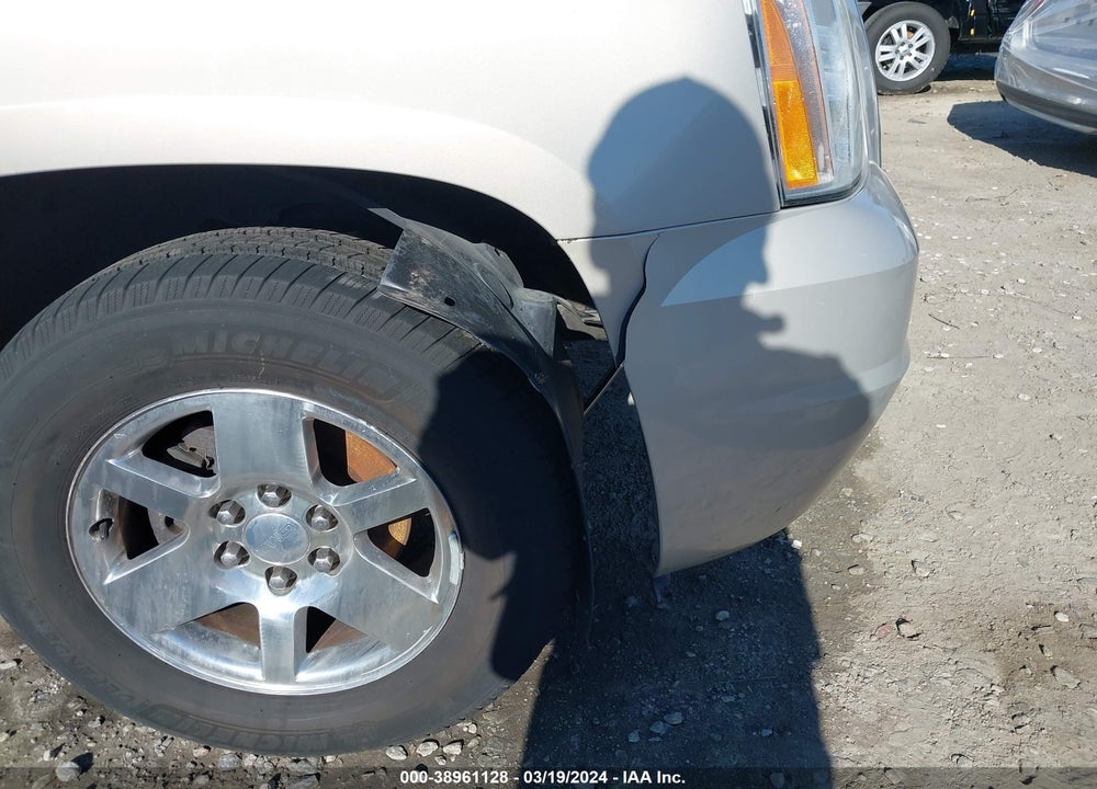 2007 GMC YUKON XL 1500 DENALI VIN: 1GKFK66877J304021