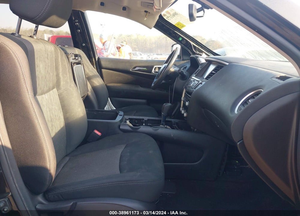 2017 NISSAN PATHFINDER SV VIN: 5N1DR2MM7HC619913