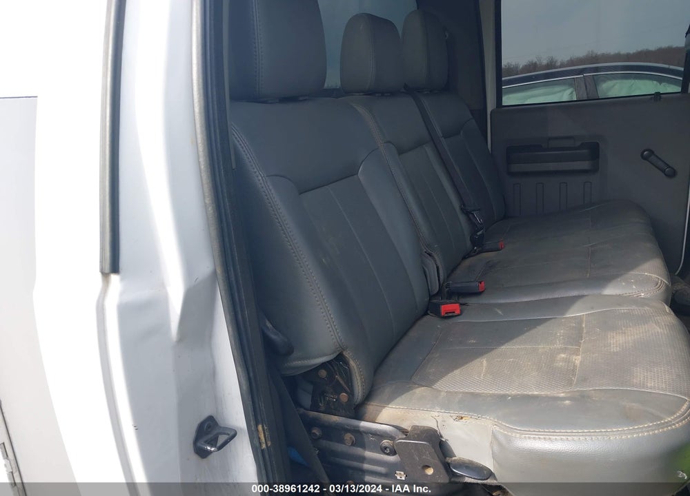 2011 FORD F-250 XL VIN: 1FD7W2AT6BEB66848