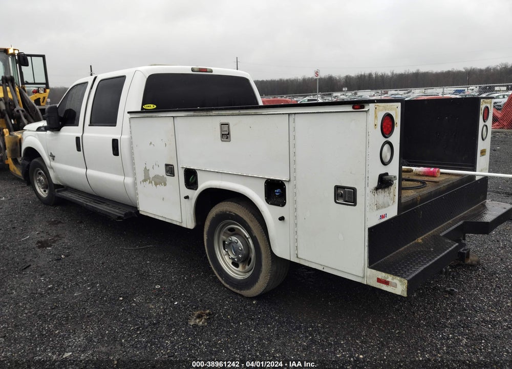 2011 FORD F-250 XL VIN: 1FD7W2AT6BEB66848