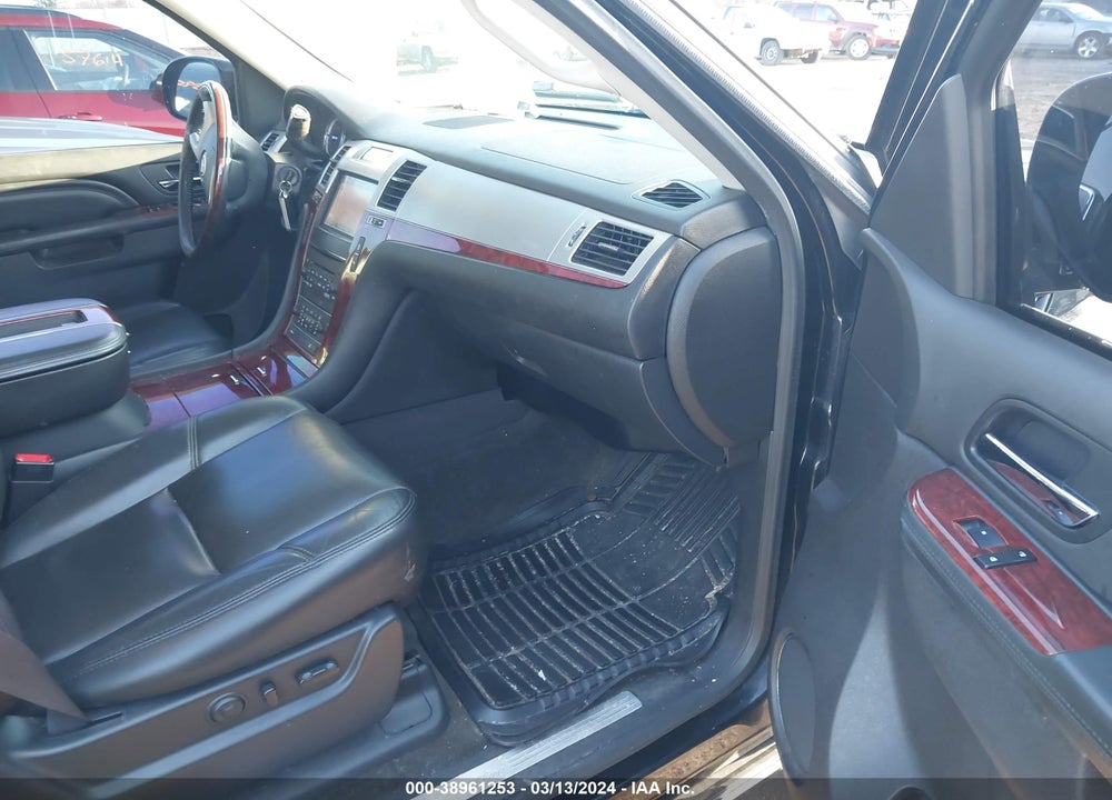 2013 CADILLAC ESCALADE ESV PREMIUM VIN: 1GYS4JEF7DR357199