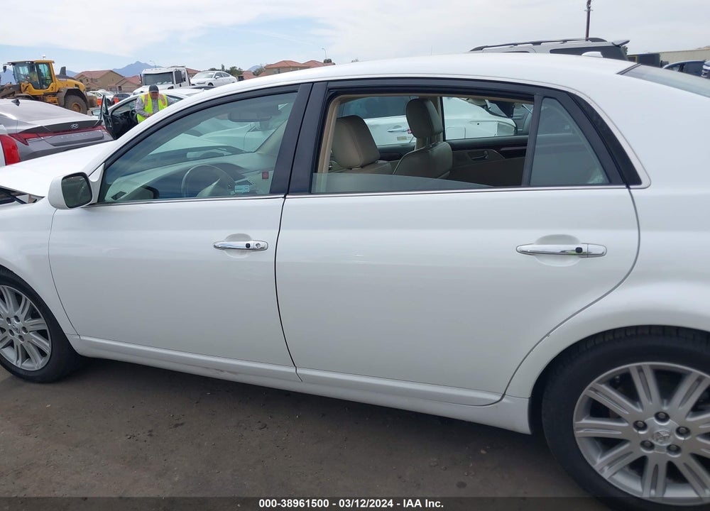 2009 TOYOTA AVALON VIN: 4T1BK36B69U348612