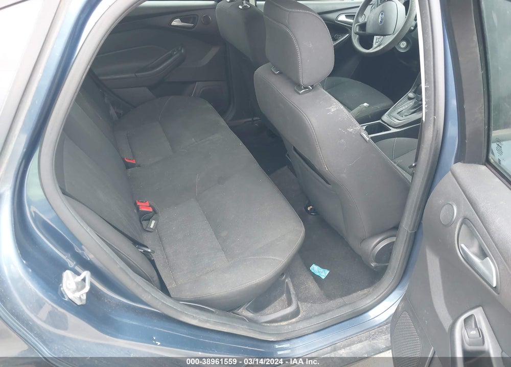 2018 FORD FOCUS SEL VIN: 1FADP3H20JL216098