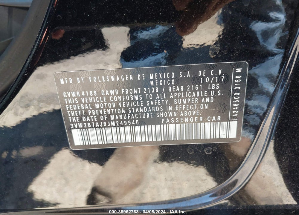 2018 VOLKSWAGEN JETTA VIN: 3VW2B7AJ9JM249945
