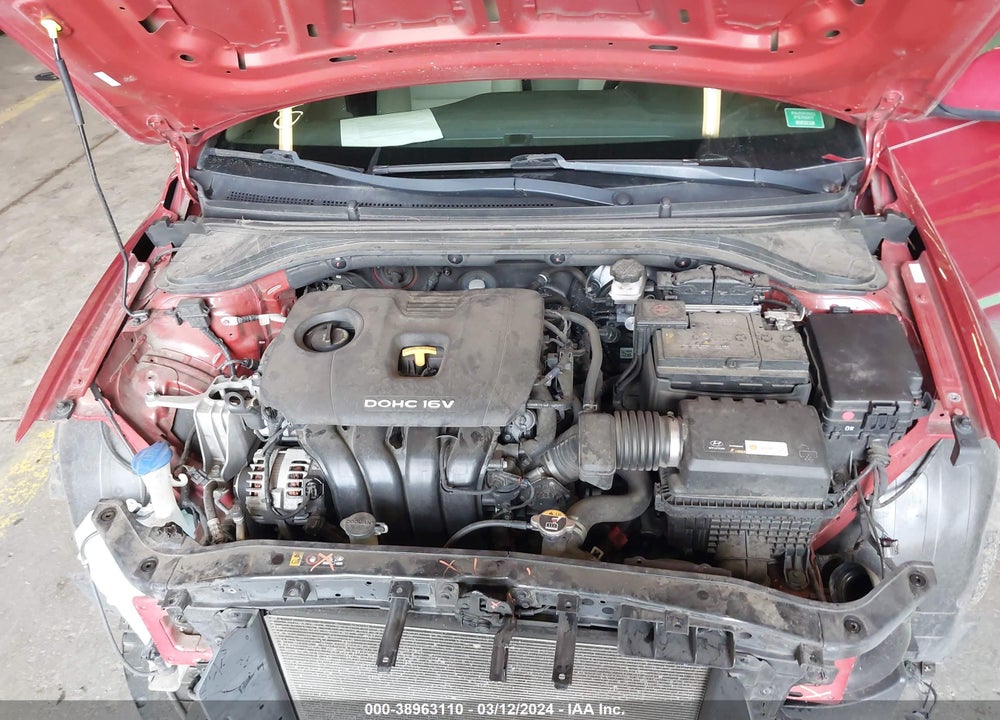 2018 HYUNDAI ELANTRA SE VIN: KMHD74LF2JU580894