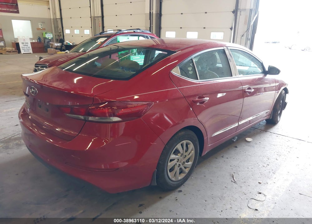 2018 HYUNDAI ELANTRA SE VIN: KMHD74LF2JU580894