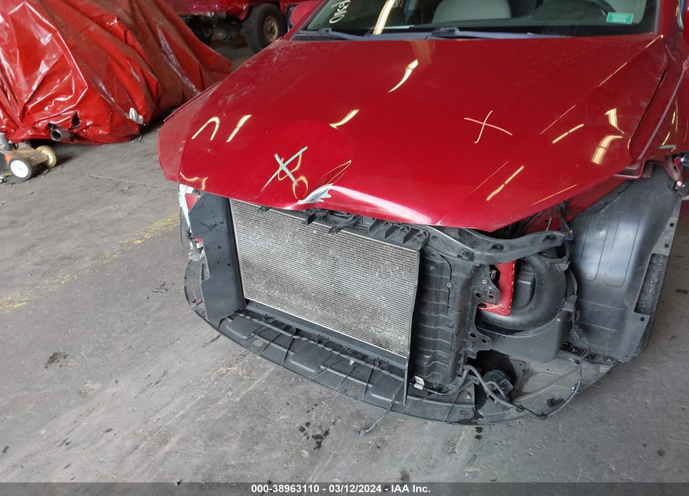 2018 HYUNDAI ELANTRA SE VIN: KMHD74LF2JU580894