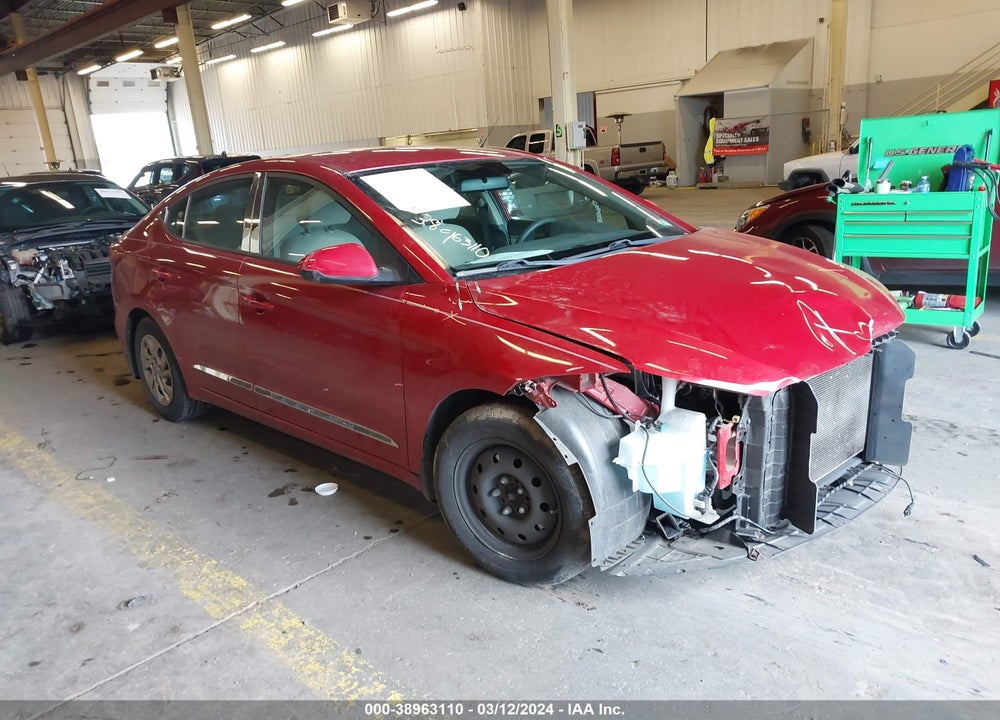 2018 HYUNDAI ELANTRA SE VIN: KMHD74LF2JU580894