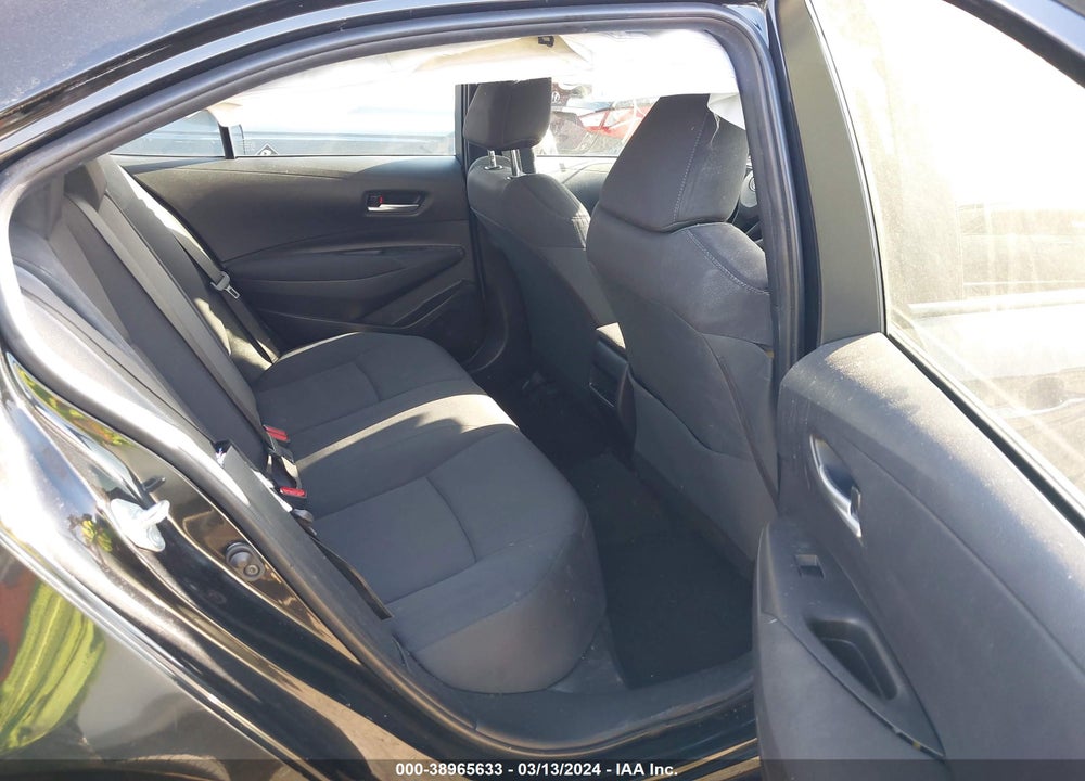 2021 TOYOTA COROLLA LE VIN: JTDEPMAE6MJ184086