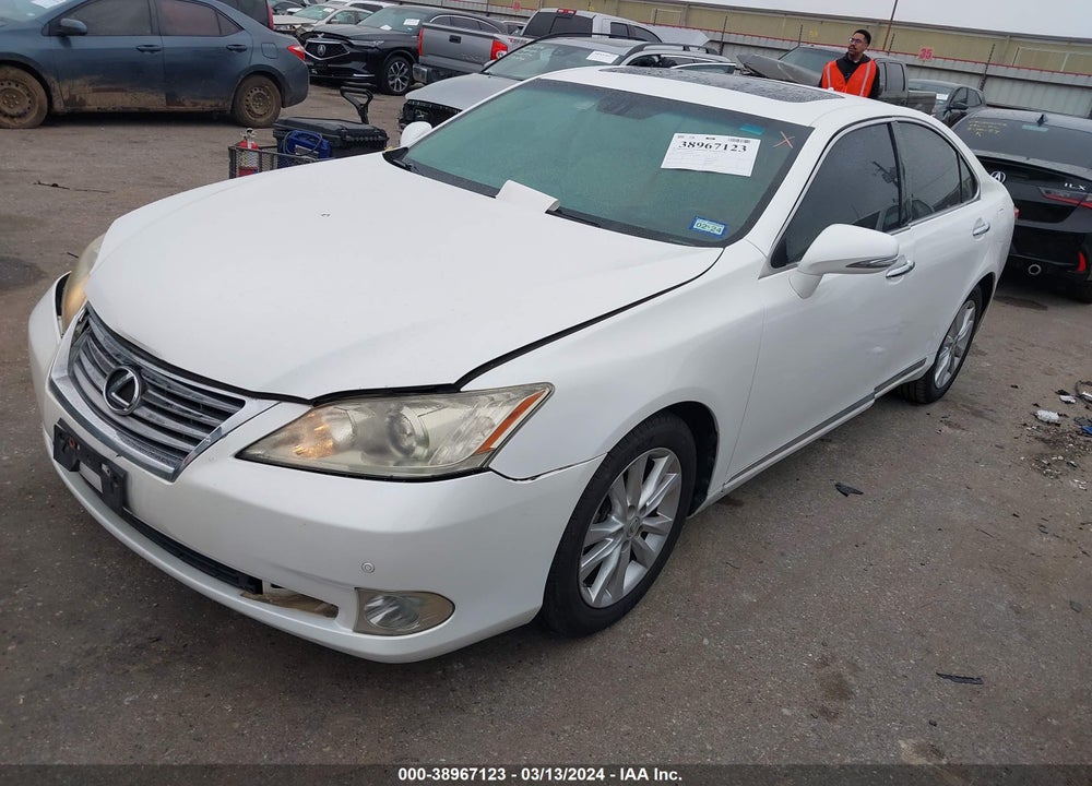 2011 LEXUS ES 350 VIN: JTHBK1EG8B2470443