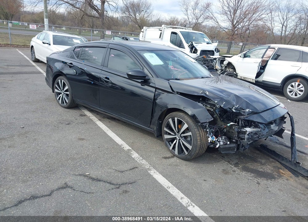 2022 NISSAN ALTIMA SR FWD VIN: 1N4BL4CV8NN337384