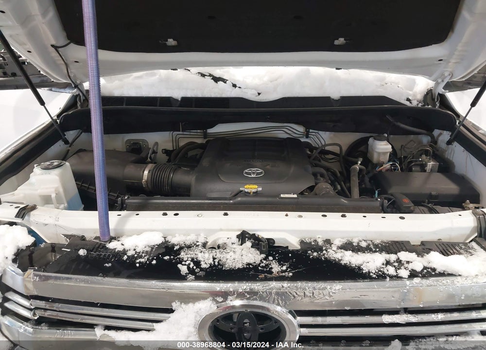 2017 TOYOTA TUNDRA SR5 5.7L V8 VIN: 5TFUW5F14HX602478