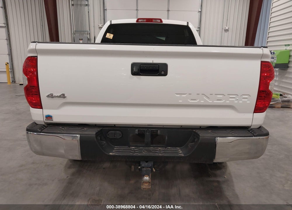 2017 TOYOTA TUNDRA SR5 5.7L V8 VIN: 5TFUW5F14HX602478