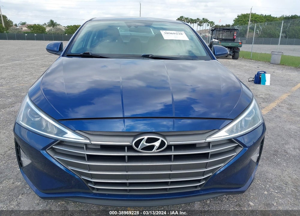 2020 HYUNDAI ELANTRA SEL VIN: 5NPD84LF2LH569795