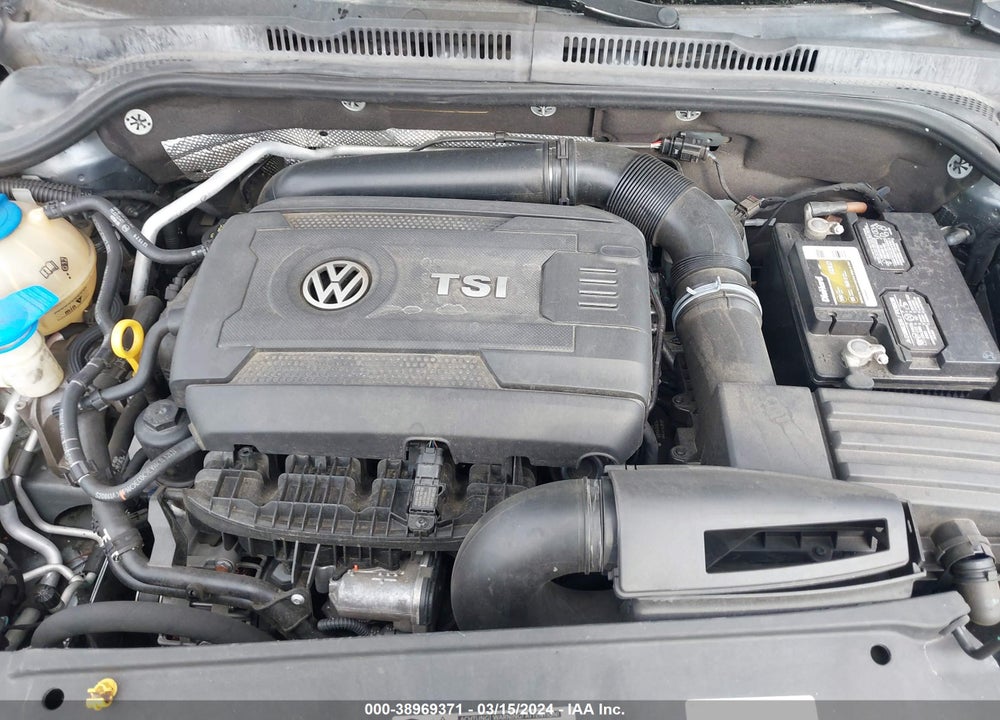 2015 VOLKSWAGEN JETTA 1.8T SE VIN: 3VWD17AJ3FM412950