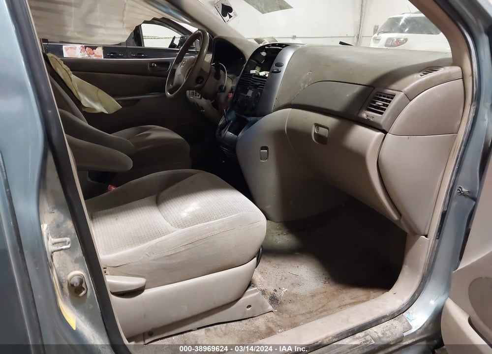 2006 TOYOTA SIENNA VIN: 5TDZA23C76S520837