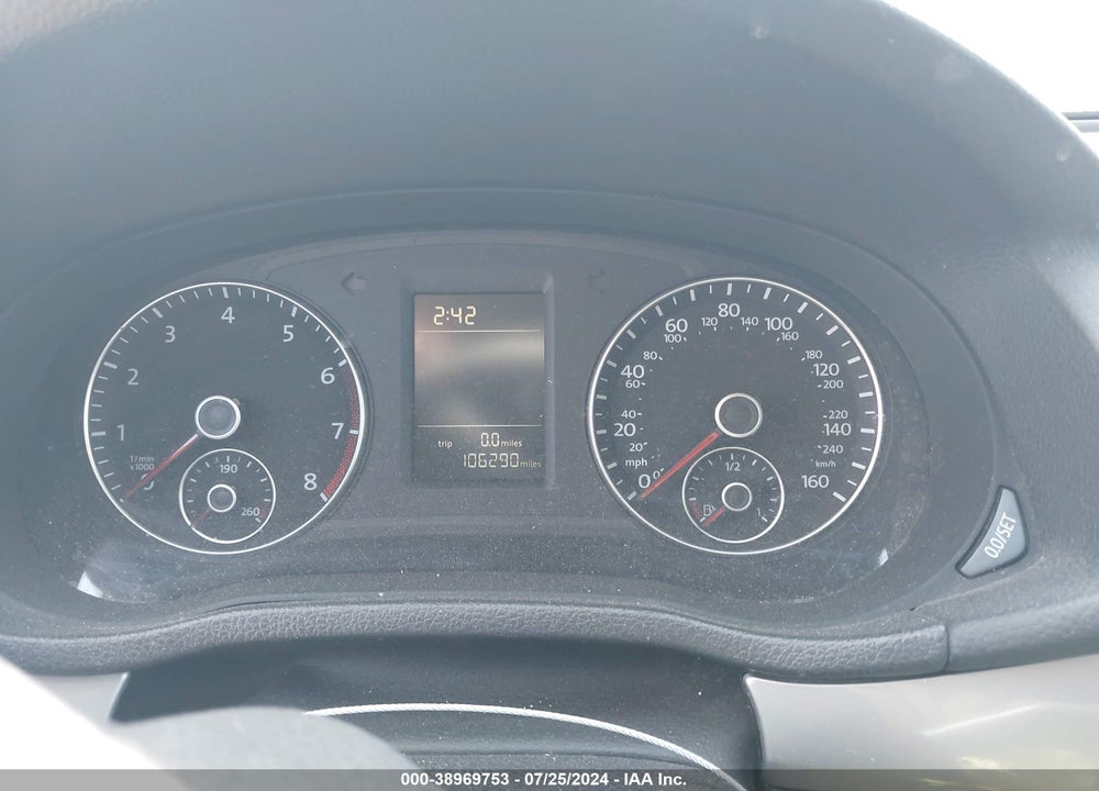 2013 VOLKSWAGEN PASSAT 2.5L S VIN: 1VWAH7A39DC150785