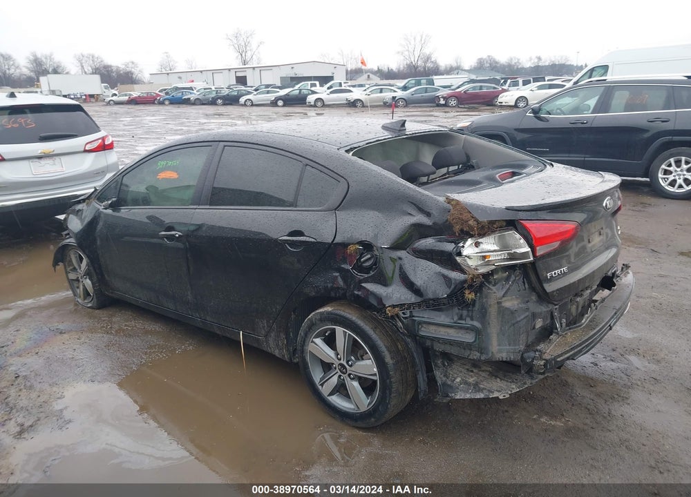 2018 KIA FORTE VIN: 3KPFL4A79JE219603