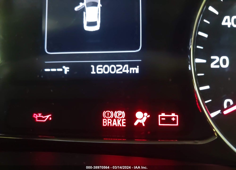 2018 KIA FORTE VIN: 3KPFL4A79JE219603