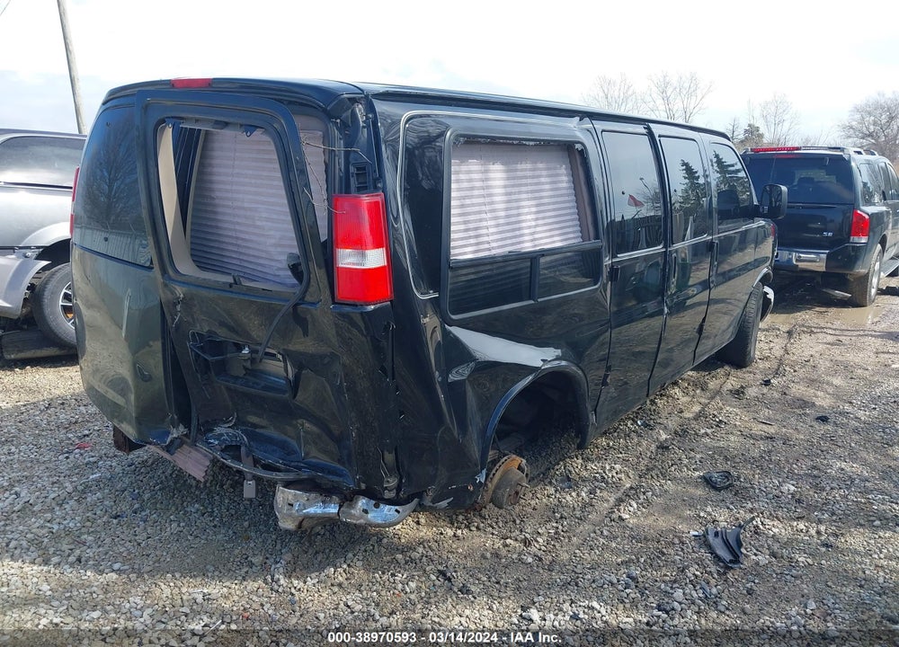 2003 GMC SAVANA UPFITTER VIN: 1GDFG15X131229427