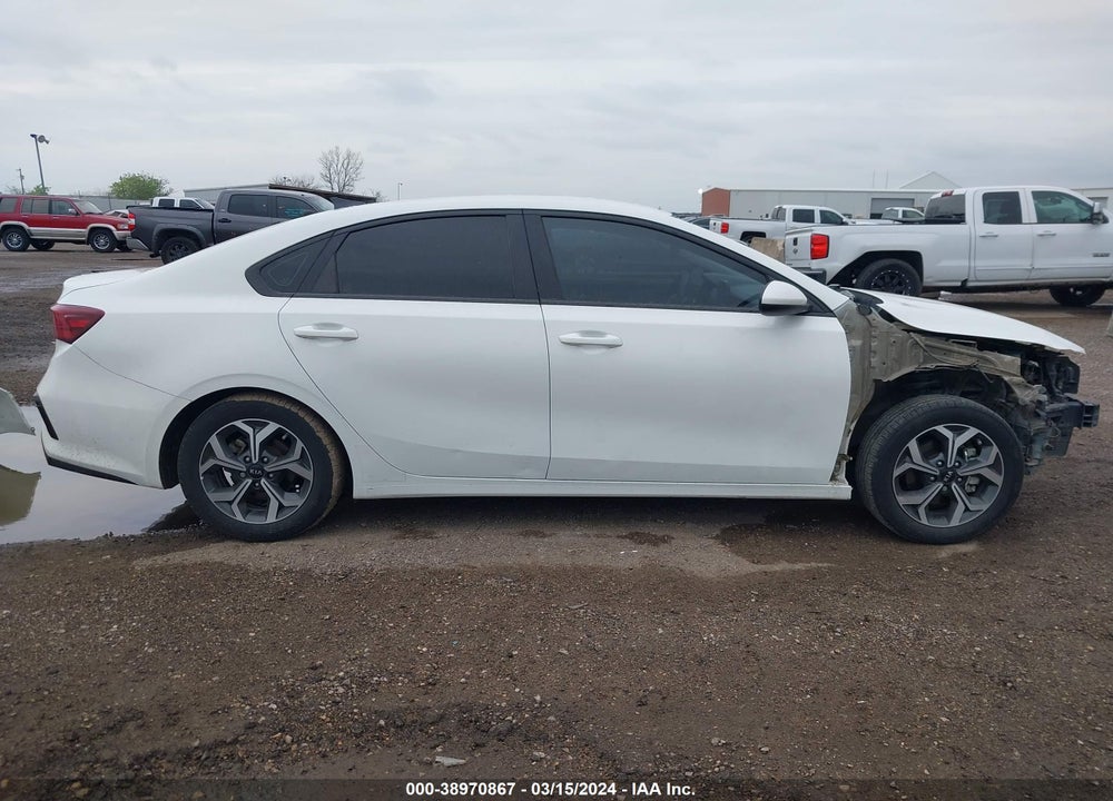 2021 KIA FORTE LXS VIN: 3KPF24ADXME343649