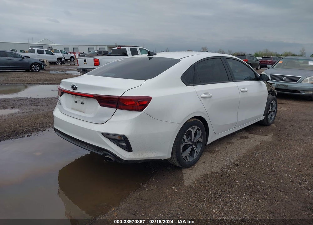 2021 KIA FORTE LXS VIN: 3KPF24ADXME343649
