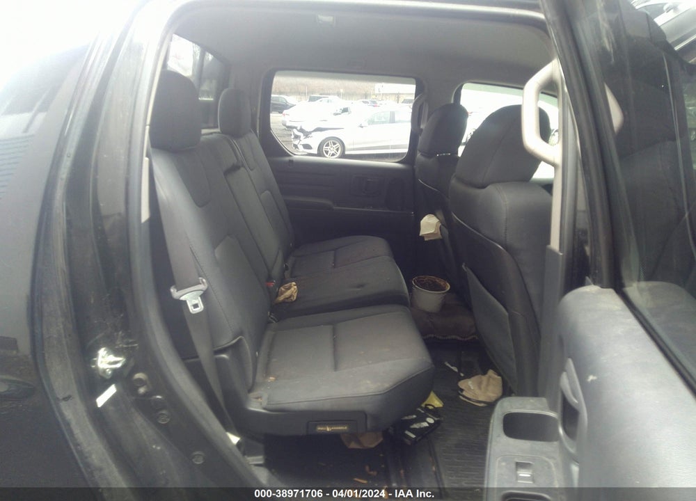 2014 HONDA RIDGELINE SPORT VIN: 5FPYK1F75EB012166