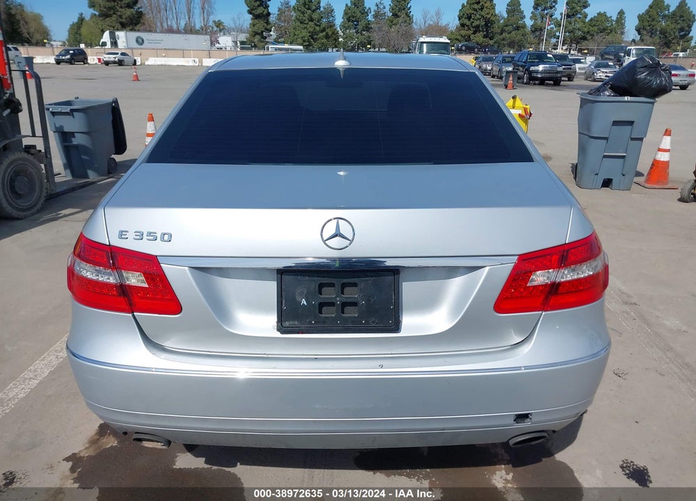 2013 MERCEDES-BENZ E-CLASS VIN: WDDHF5KB0DA688195
